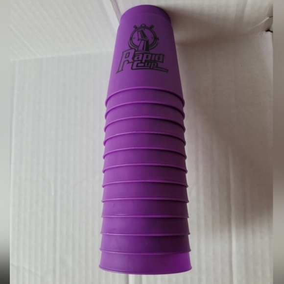 Fanxin Quick Stack Rapid Cups 12 Ct Competitive Games (Green/Purple) [Each] - Picture 4 of 10